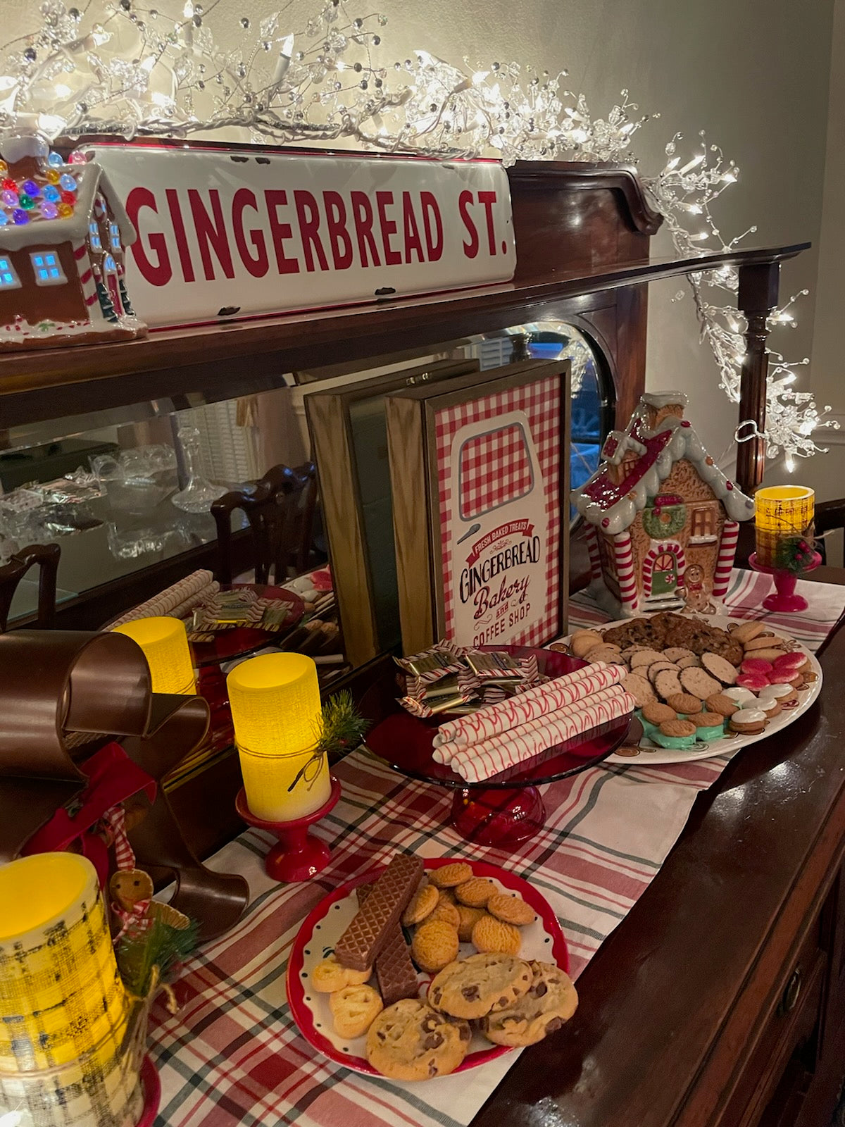 Gingerbread Cookie Bar