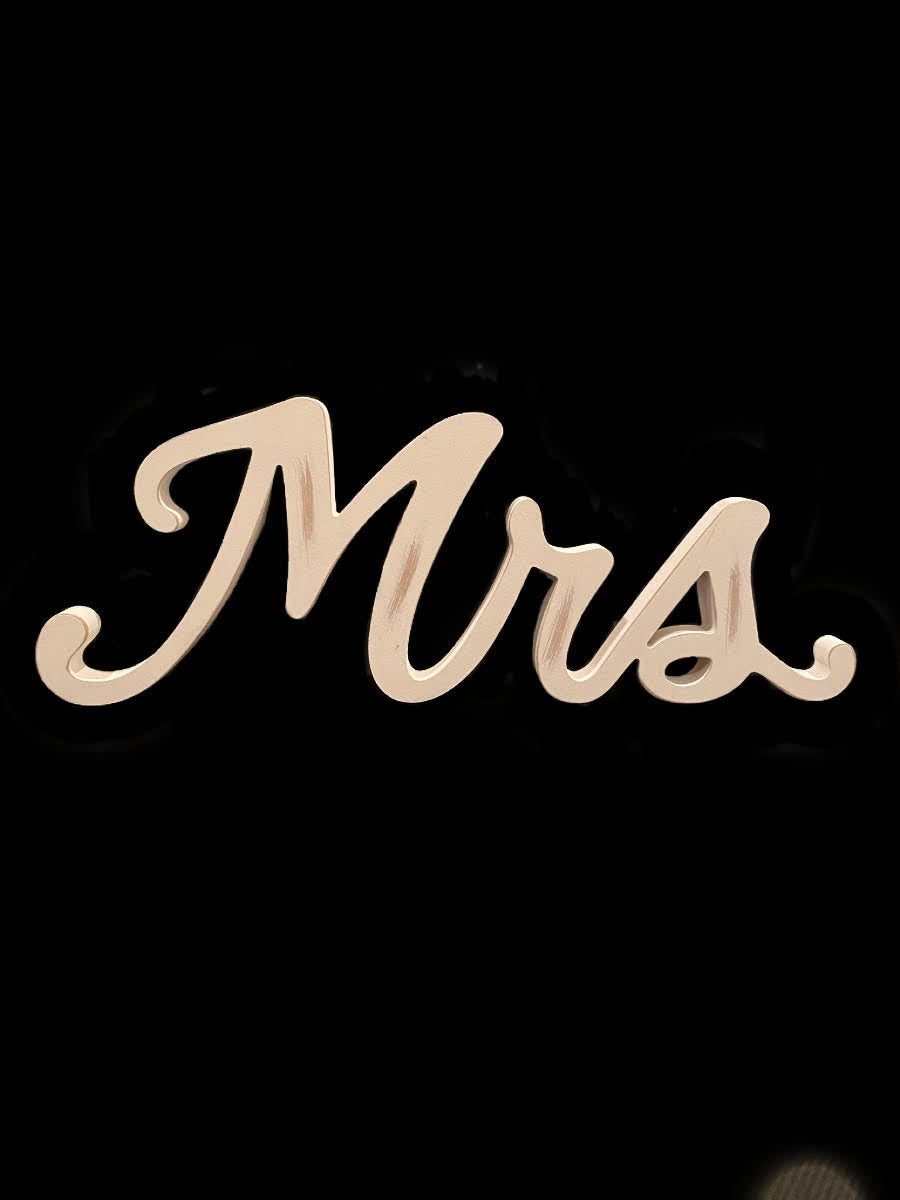 “Mrs” Table Piece